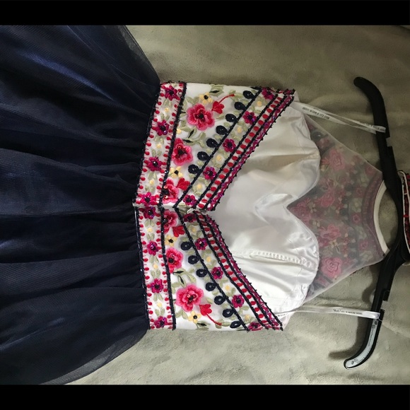 Mori Lee homecoming dress - Picture 4 of 6